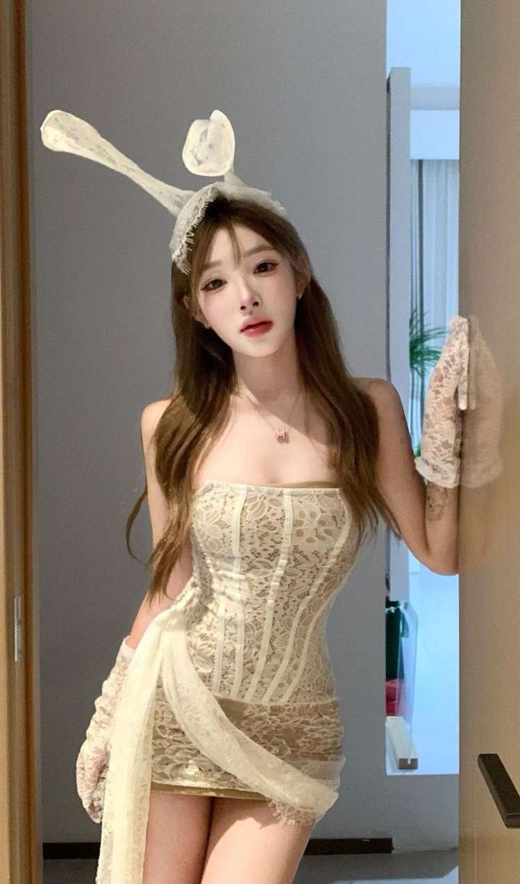 ID: 353 - 重庆 Call Girl