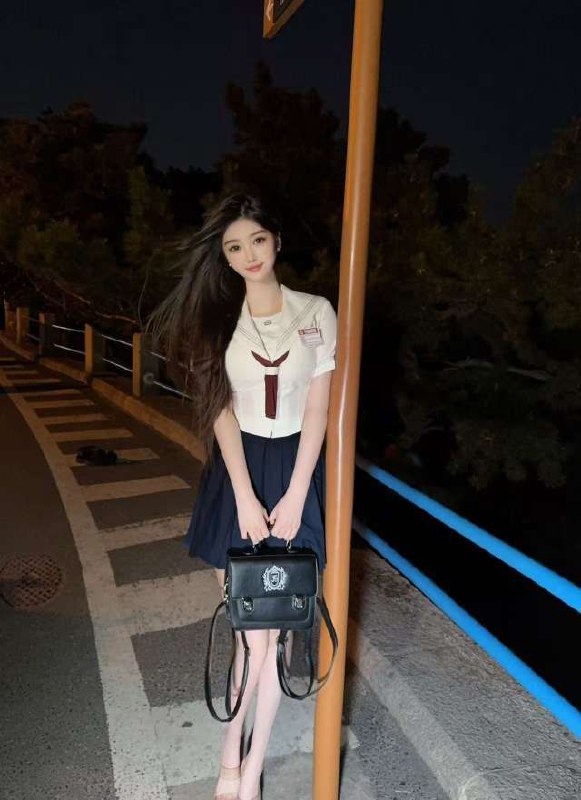 可🚗震 - Photo 16 - 大连 Call Girl