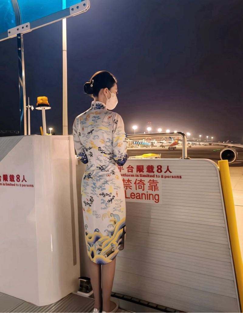 大连凯乐 04 171 D 海航空姐无风尘味，气质高雅天然无整 - Photo 6 - 大连 Call Girl