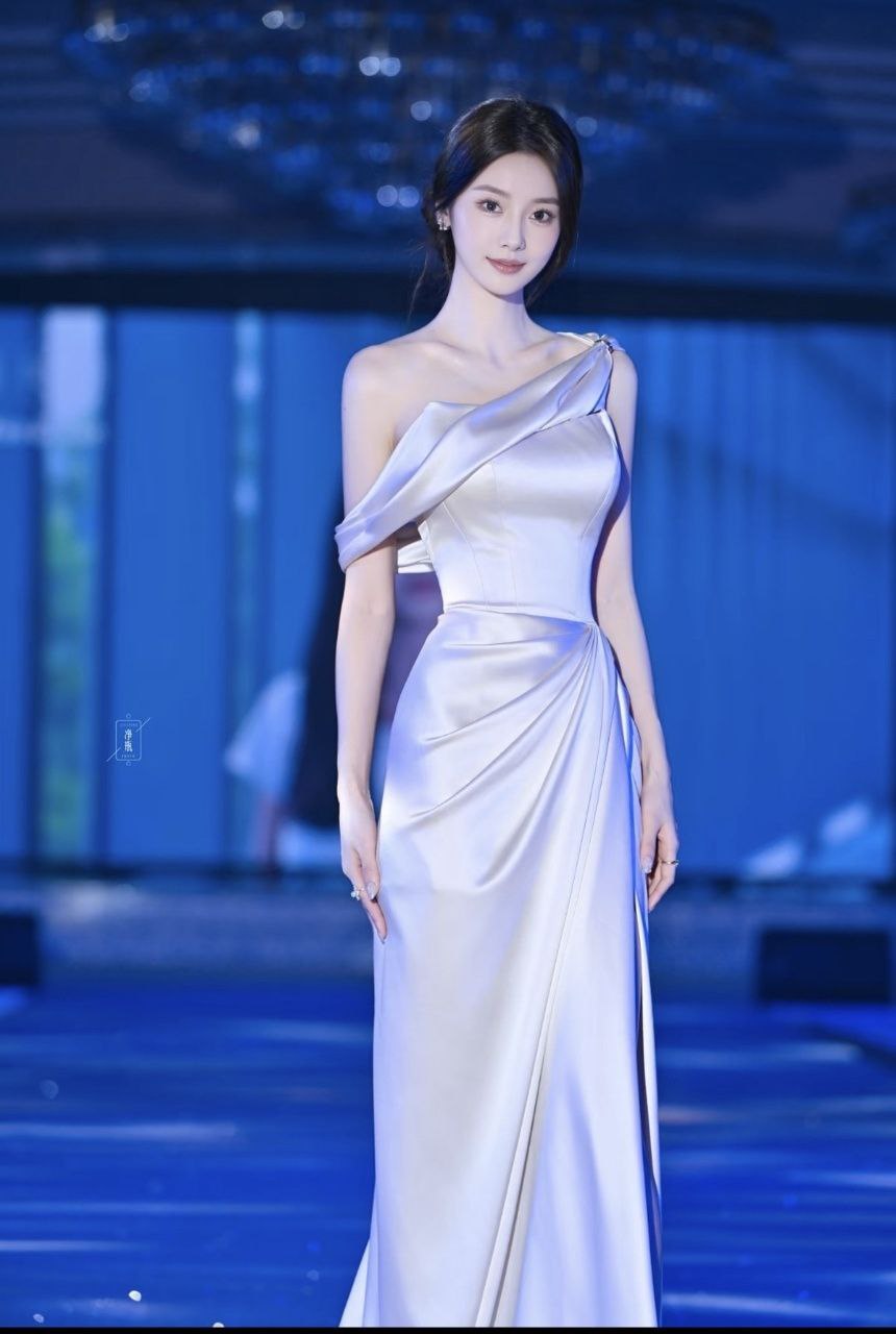 ID: 7050 - Photo 1 - 广州 Call Girl