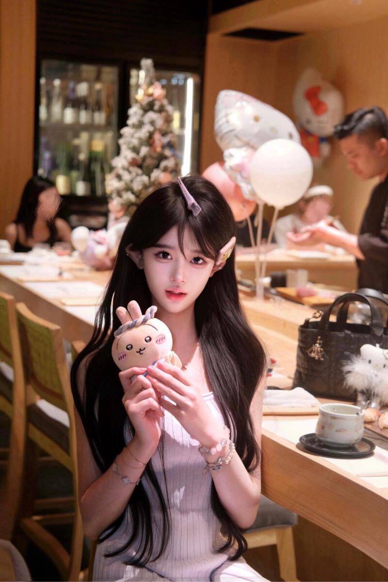 ID: 184 - 合肥 Call Girl