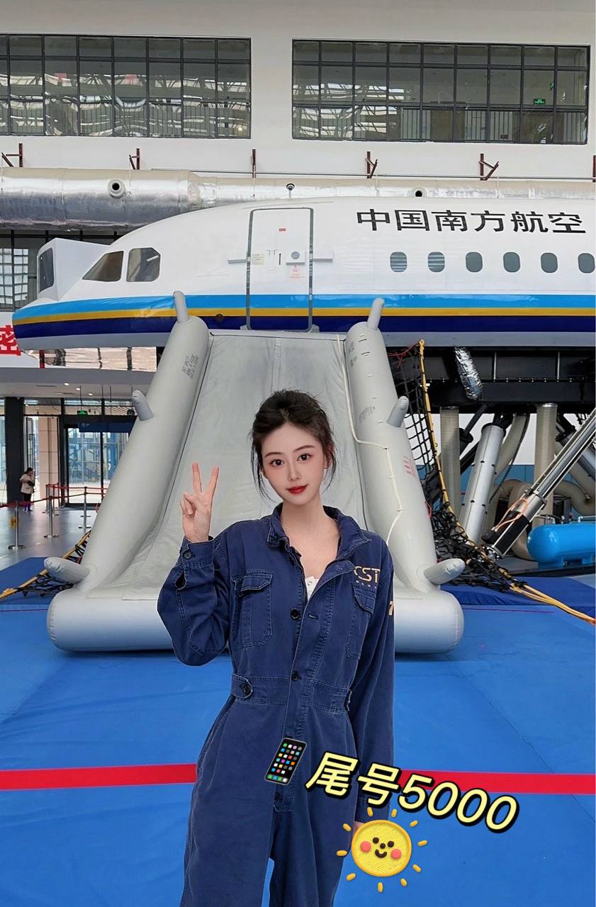 ID: 8499 - 上海 Call Girl