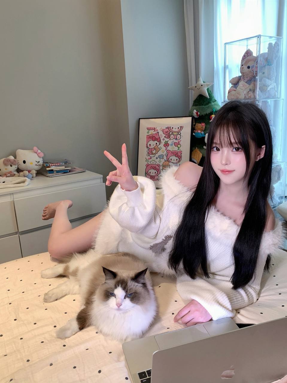 ID: 8552 - 深圳 Call Girl