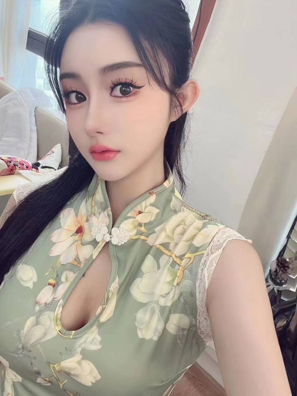ID: 770 - 苏州 Call Girl