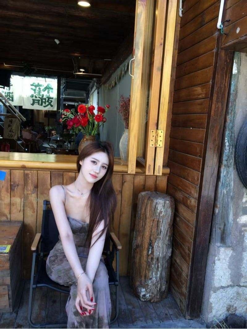 ID: 2075 - Photo 1 - 武汉 Call Girl